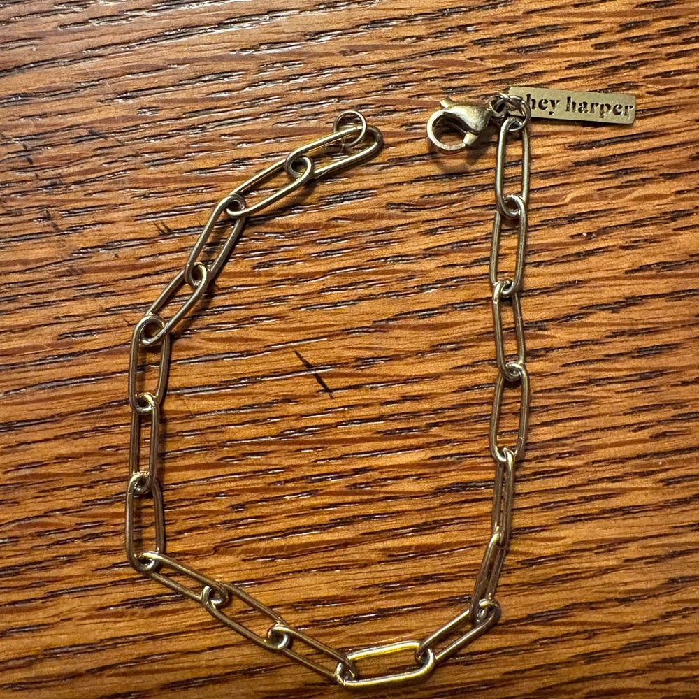 Hey Harper Elegant Gold Link Bracelet